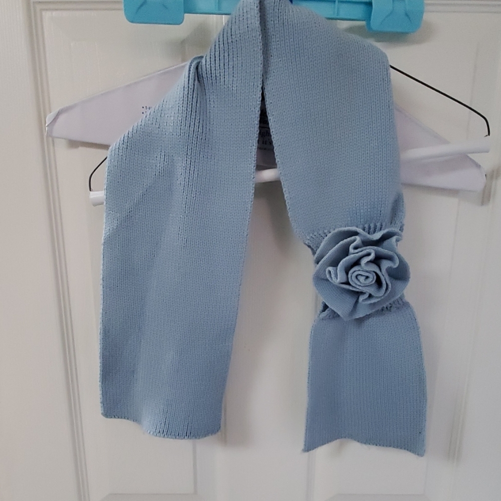 Scarf - Picture 2 of 2